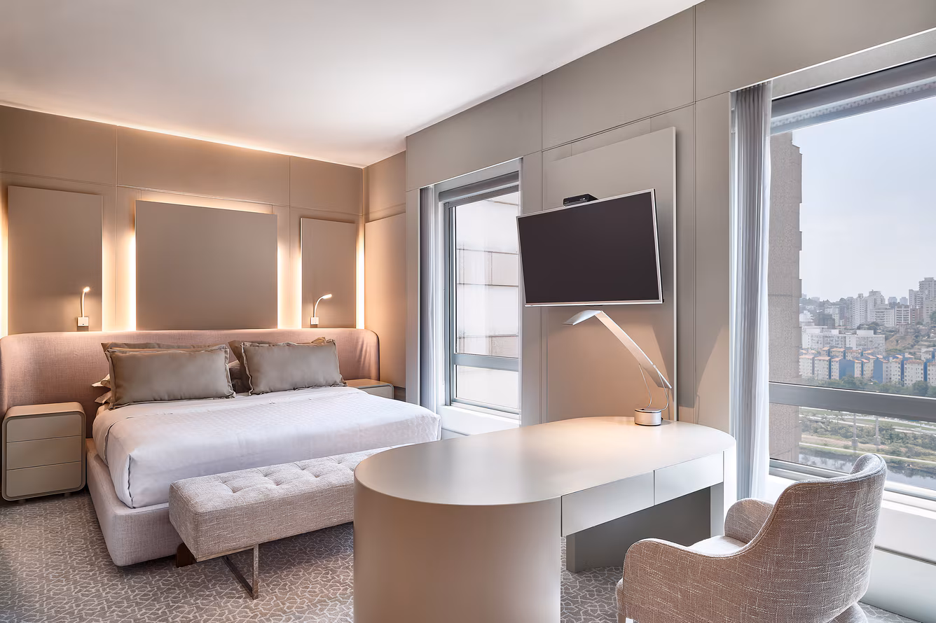 saosi-king-guestroom-4033-hor-clsc